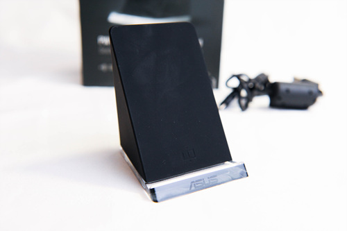 開箱 New Nexus 7 二代 Pw100原廠無線充電器 專屬充電座 雲爸的私處