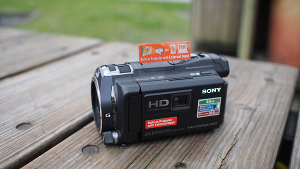 即录即投影,免电视分享大画面- sony handycam hdr-pj820